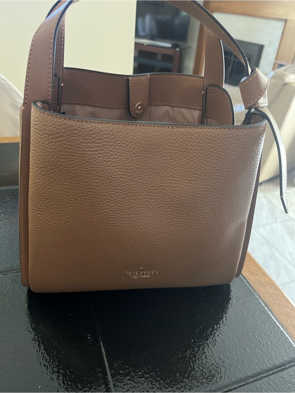 kate spade Pebbled Leather Tan Shoulder Bag nwot